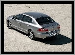 Sedan, Skoda Superb, Srebrny